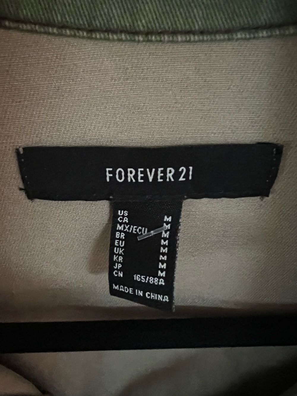Forever 21 Camo Jacket w/ Bella Dona “Homegirl” Patch (Oversized Fit) - Picture 4 of 6